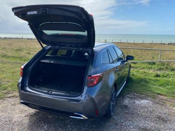 Toyota Corolla 1.8 VVT-h Excel Touring Sports CVT Euro 6 (s/s) 5dr