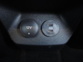 Ford Puma 123kW Select 43kWh 5dr Auto