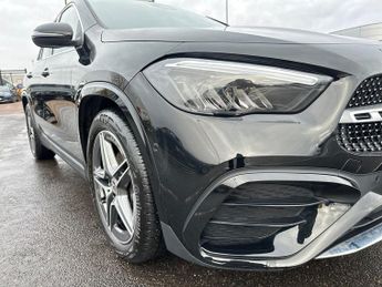 Mercedes-Benz GLA Class Mercedes GLA 200 5Dr AMG Line Executive Auto