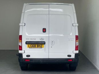 LDV V80 92kW Medium Roof Van Auto 56kWh