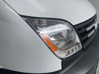 LDV V80 92kW Medium Roof Van Auto 56kWh