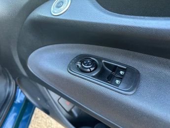 Fiat 500 3Dr Icon 87kW 42kWh Auto