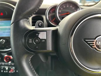 MINI HATCHBACK Cooper S 3Dr Exclusive 2.0 Auto