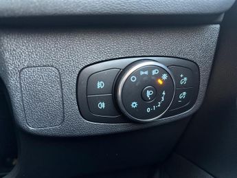 Ford Focus 5Dr Active Vignale 1.0 MHEV 125PS Auto