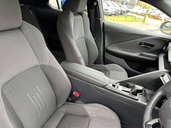 Toyota C-HR 5Dr Design 2.0 PHEV Auto