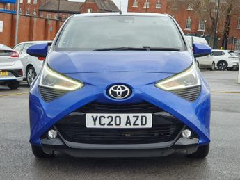 Toyota AYGO 1.0 VVT-i X-Clusiv 5dr x-shift