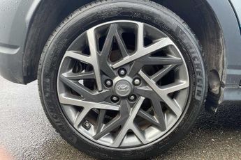 Hyundai Kona Premium Hybrid 1.6 GDi HEV (141ps)