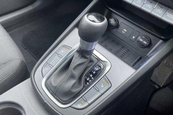 Hyundai Kona Premium Hybrid 1.6 GDi HEV (141ps)