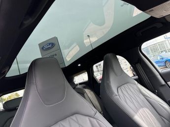 Ford Explorer 5Dr Premium Extended Range 2WD Auto