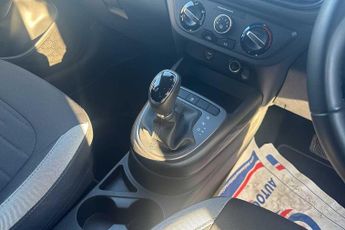 Hyundai i10 1.2 MPi SE Connect 5dr Auto