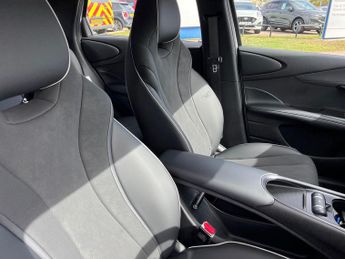 Byd Dolphin 5Dr Comfort 150kW 60.4kWh Auto