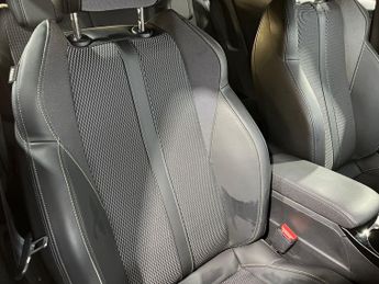 Peugeot 2008 5Dr GT 1.2 PureTech 130PS Auto