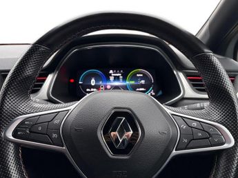 Renault Captur 1.6 E-TECH Hybrid 145 R.S. Line 5dr Auto