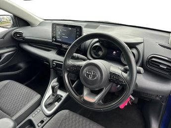 Toyota Yaris 5Dr Design 1.5 Hybrid Auto