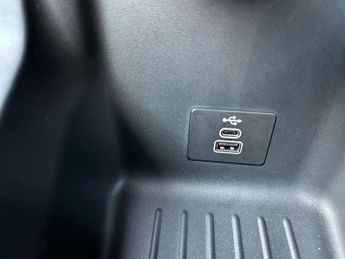 Ford Puma Gen-E 5Dr Select Standard Range Auto