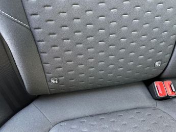 Ford Puma Gen-E 5Dr Select Standard Range Auto