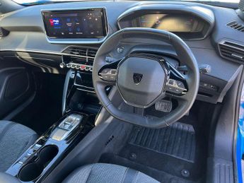 Peugeot 2008 5Dr Allure 100kW 50kWh Auto