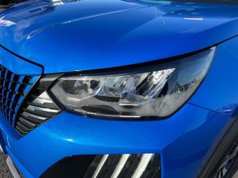 Peugeot 2008 5Dr Allure 100kW 50kWh Auto