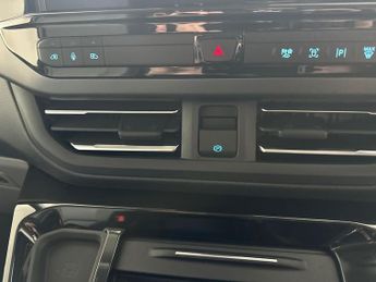 Ford Tourneo Custom 340 SWB Titanium X 65kWh 160kw / 218PS RWD Auto