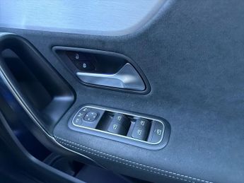 Mercedes-Benz A Class Mercedes A200 5Dr AMG-Line Executive Edition 1.3 Auto