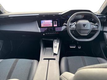 Peugeot 308 5Dr First Edition 115kW 54kWh Auto