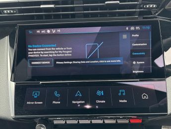 Peugeot 308 5Dr First Edition 115kW 54kWh Auto