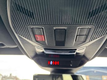 Peugeot 308 5Dr First Edition 115kW 54kWh Auto