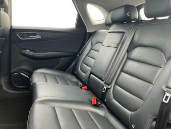 MG HS 1.5 T-GDI Excite 5dr DCT