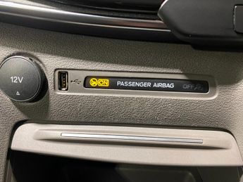 Ford Tourneo Custom 2.0 EcoBlue (130PS) Automatic L2 Titanium LWB 5dr**8 seater**