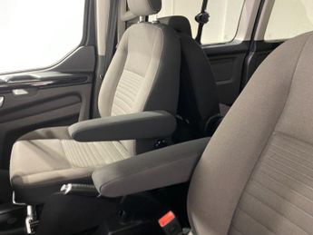 Ford Tourneo Custom 2.0 EcoBlue (130PS) Automatic L2 Titanium LWB 5dr**8 seater**