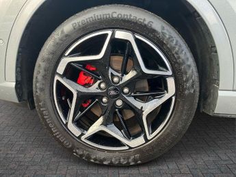 Ford Kuga 2.5 PHEV ST-Line X 5dr CVT