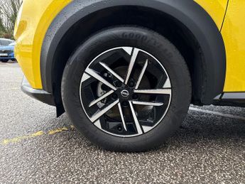 Nissan Juke 1.6 Hybrid N-Connecta 5dr Auto