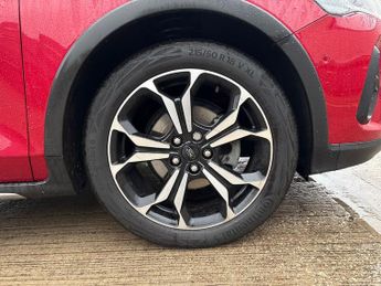 Ford Focus 1.0 EcoBoost Hybrid mHEV 155 Active X 5dr Auto