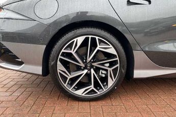 Hyundai Ioniq 6 239kW Ultimate 77kWh 4dr AWD Auto