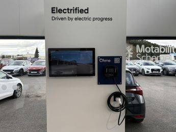 Hyundai Kona Ultimate Electric 65kWh EV (218ps)