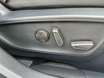 Ford Kuga 5Dr ST-Line X 2.5 FHEV 183PS AWD Auto