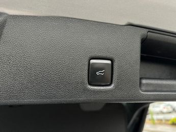 Ford Kuga 5Dr ST-Line X Edition 2.0 Tdci 190PS AWD Auto