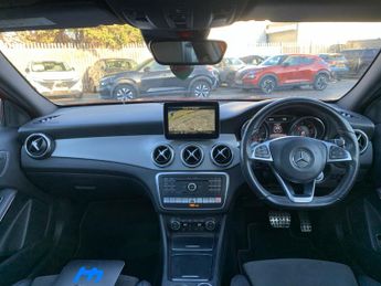 Mercedes-Benz GLA Class GLA 220d 4Matic AMG Line Prem Plus 5dr Auto