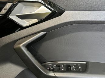 Audi A1 5Dr Sport 25 1.0 TFSI Auto