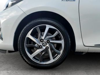 Toyota Yaris 1.5 Hybrid Y20 5dr CVT [Bi-tone]