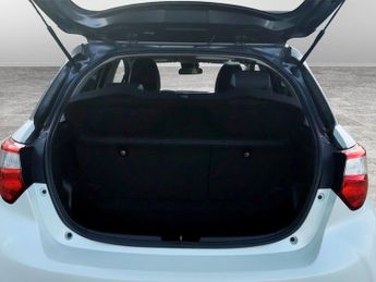 Toyota Yaris 1.5 Hybrid Y20 5dr CVT [Bi-tone]