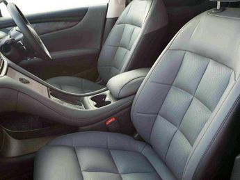 MG Im5 217kW Standard Range 75kWh 5dr Auto