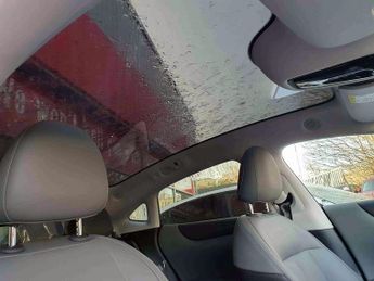 MG Im5 217kW Standard Range 75kWh 5dr Auto