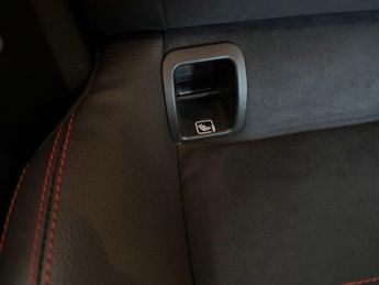 Mercedes-Benz GLA Class Mercedes GLA 180 5Dr AMG Line Premium 1.3 Auto