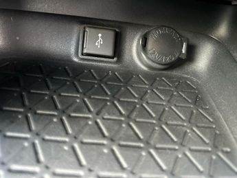 Toyota RAV4 5Dr Design 2.5 VVT-i Hybrid 2WD Auto