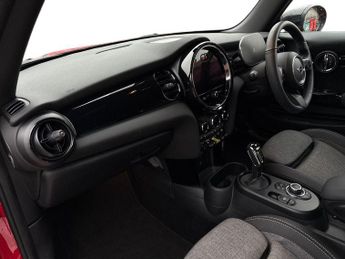 MINI HATCHBACK 135kW Cooper S Level 2 33kWh 3dr Auto