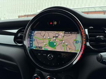 MINI HATCHBACK 135kW Cooper S Level 2 33kWh 3dr Auto