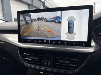 Ford Focus 1.0 EcoBoost Hybrid mHEV 155 Titanium Vig 5dr Auto