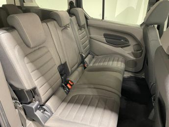 Ford Grand Tourneo Connect 1.5 EcoBlue (120PS) Automtaic Titanium 5dr**7 seater**