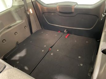 Ford Grand Tourneo Connect 1.5 EcoBlue (120PS) Automtaic Titanium 5dr**7 seater**